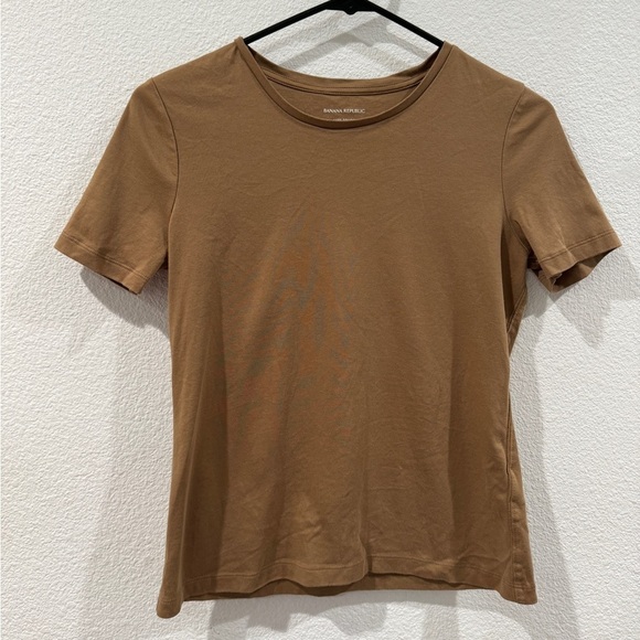Banana Republic Tops - Banana Republic Luxe Touch 100% Cotton Tan Short Sleeve Crewneck T-Shirt XSP